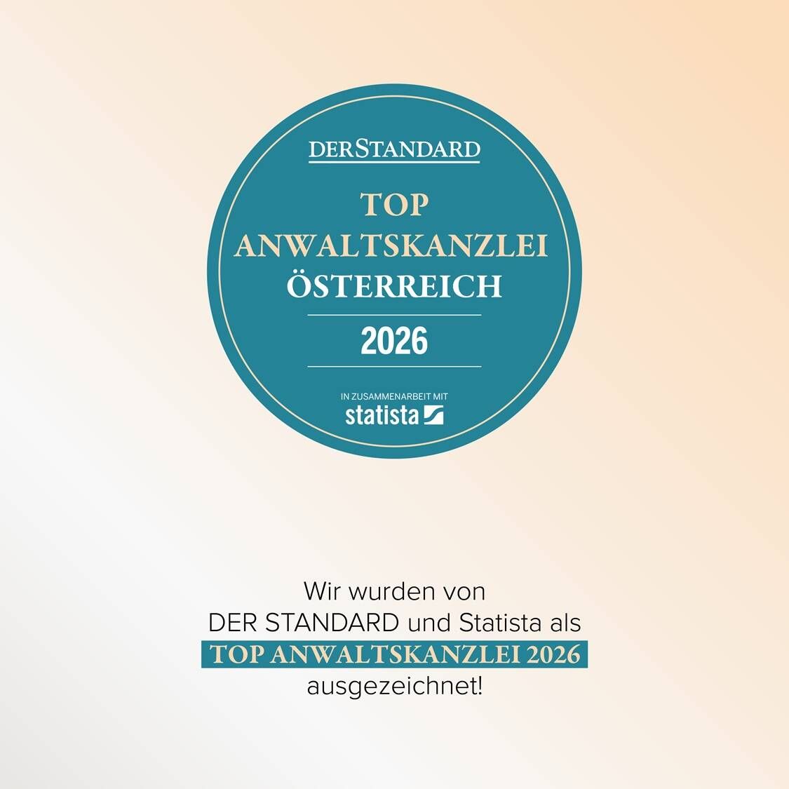 Urkunde der Tageszeitung DerStandard "Top Anwaltskanzlei 2026"